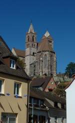 Breisach, Blick zum Mnster hoch ber der Stadt, Aug.2011