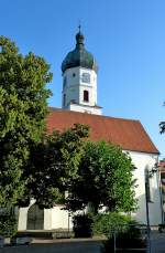 Mengen, die katholische Liebfrauenkirche, die dreischiffige gotische Basilika wurde um 1350 erbaut, 1750 barockisiert, Aug.2012