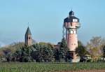 Wissersheim (Erftstadt), alter Wasserturm und dahinter die St.