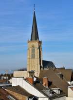 Zwischen den Dchern der Innenstadt Euskirchen, die Herz-Jesu-Kirche - 09.12.2013