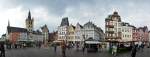 Trierer Hauptmarkt mit St.