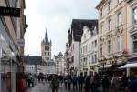 Blick auf den Hauptmarkt und Kirche St.