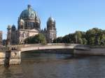 Blick zum Berliner Dom an der Spree, Sommer 2007