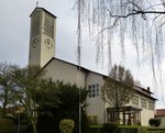 Gundelfingen, die katholische Bruder-Klaus-Kirche, Mrz 2016