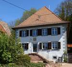 Malterdingen, das Pfarrhaus, unmittelbar neben der Jakobskirche, April 2017