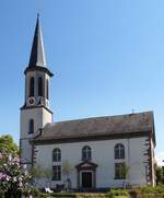 Vrstetten, im Weinbrennerstil errichtete evangelische Kirche von 1803, Juli 2018