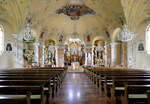 Friesenheim, Kirche St.Laurentius, Blick zum Altar, April 2020