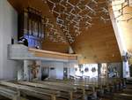 Schluchsee, Blick zur Orgel auf der linken Seitenempore in der St.Nikolaus-Kirche, Aug.2020