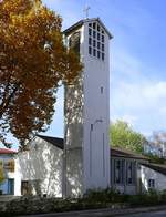 Weil am Rhein, die evangelische Johanneskirche, die Pfarrkirche wurde 1955-56 erbaut, Okt.2020