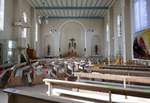 Hllstein, Blick zum Altar im Chorraum der kath.Pfarrkirche, Juli 2020