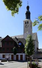 Seelbach, die katholische Kirche St.Nikolaus, erbaut 1748, Juli 2020