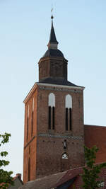 Blick auf den Turm der Pfarrkirche St.
