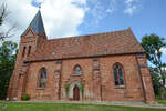 Die Dorfkirche in Linstow habe ich Ende August 2013 ablichten knnen.