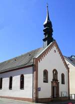 Waldkirch, die Stadtkapelle  Unserer lieben Frau , ltestes Bauwerk der Stadt, geht zurck auf das jahr 1336, Juli2022