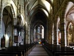 Weienburg (Wissembourg), Blick zum Altar im Innenraum der Kirche St.Peter und Paul, Sept.2016