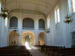 Neubreisach (Neuf-Brisach), Blick vom Altar zum Haupteingang in der St.Ludwig-Kirche, Dez.2016