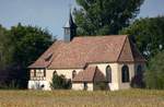 Plobsheim im Elsa, auerhalb des Ortes, am Rhein-Rhone-Kanal, steht die gotische Kapelle  Unsere Liebe Frau zur Eiche , erbaut 1451, ist die Wallfahrtskapelle der Straburger