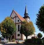 Lauterburg (Lauterbourg), Westseite mit Haupteingang der Dreifaltigkeitskirche, Sept.2017
