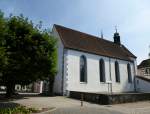 Bad Zurzach, die Obere Kirche, erbaut 1517, der gotische Bau wurde 1763-86 barockisiert, wird seit 1944 als Konzert-und Ausstellungsraum genutzt, Juli 2013