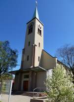 Birsfelden, die evangelisch-reformierte Kirche, April 2015