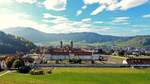  Einsiedeln, Blick von Osten auf die Klosteranlage - 02.10.2015