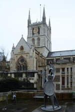 Die anglikanische Kathedrale Southwark im gleichnamigen Stadtteil von London.