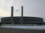 Das Berliner Olympiastadion im Winter vor dem Spiel Hertha BSC Berlin gegen VFL Bochum.Tja da waren wir noch in der 1.Bundesliga.Nun heit es Auswrts nach Oberhausen und Paderborn fahren.