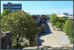 Blick vom Arundel Tower auf die Espanade und die alte Stadtmauer von Southampton.