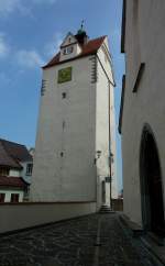 Isny, das Wassertor aus dem 15.Jahrhundert, Teil der ehemaligen Stadtbefestigung, Aug.2012