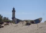 Der alte Warnemnder Leuchtturm und der  Teepott  am 07.06.2014