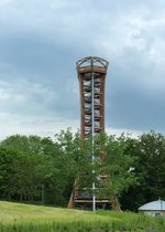 Burgk, der hlzerne Saaleturm, 43m hoch, 2011 erbaut, bietet eine groartige Rundumsicht, Mai 2012