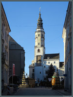 Das Görlitzer Rathaus wird vom 60 m hohen Turm dominiert, der ursprünglich aus dem 14.