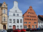 Zwei alte Stadthuser aus den Jahren 1670 und 1622 sind in Wismar zu sehen.