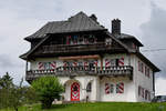 Ein schnes Haus in den Bergen.