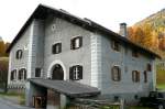 Schweiz - Engadiner-Haus in Cinuos-chel-Brail am 15.10.2008
