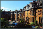 Vicorianische Huser aus rotem Sandstein am Kensington Gate im Westen Glasgows.