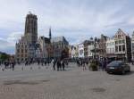Mechelen, Grote Markt mit St.