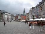 Mons, Grand Place mit St.