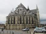 Mons, Kollegiatskirche Saint-Waudru, die Waltrudiskirche wurde von 1460 bis 1589 im Stil der Gotik erbaut (29.06.2014)