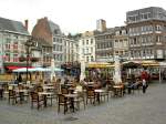 Huy, Huser am Grand Place (05.07.2014)