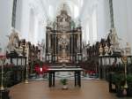 Ninove, Altre und Chorgesthl der Maria Himmelfahrt Kirche (04.07.2014)
