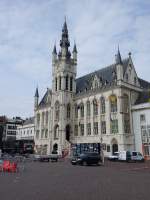 Sint-Niklaas, neugotisches Rathaus von 1878 am Grote Markt (29.04.2015)