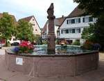 Dornstetten, der Jakobsbrunnen aus dem Jahr 1743, neben der Martinskirche, Sept.2017