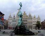 BRABO-Brunnen am Grote Markt in der belgischen Stadt Antwerpen;110831