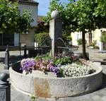 Riedisheim, Brunnen im Stadtzentrum, Juli 2017