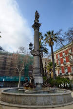 Dieser 1851 erbaute neoklassizistische Brunnen soll an den katalanischen Vizeadmiral Galceran Marquet erinnern.