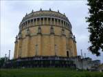 Befreiungshalle Kelheim, ein Rundbau (Durchmesser 29 m, Hhe 60 m) zum Andenken an die gewonnenen Schlachten der Befreiungskriege gegen Napoleon 1813 - 1815, gewidmet von Knog Ludwig I.