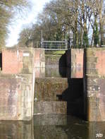 Nordhorn - Die heute nicht mehr benutzte 3-stufige Koppelschleuse zwischen Ems-Vechte-Kanal und der Vechte.