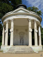 Der zwischen 1768 und 1770 gebaute Freundschaftstempel im Park Sanssouci.