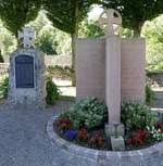 Schweighausen, Denkmal für die Gefallenen der beiden Weltkriege, Juli 2020